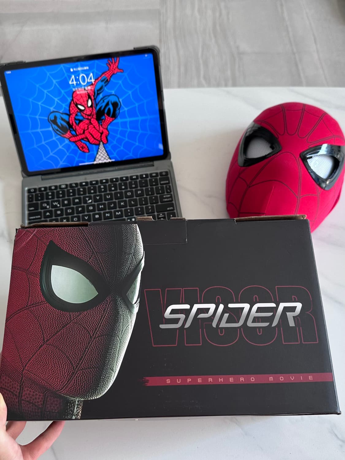 Tom Holland Spiderman Mask Red (With Remote) 5