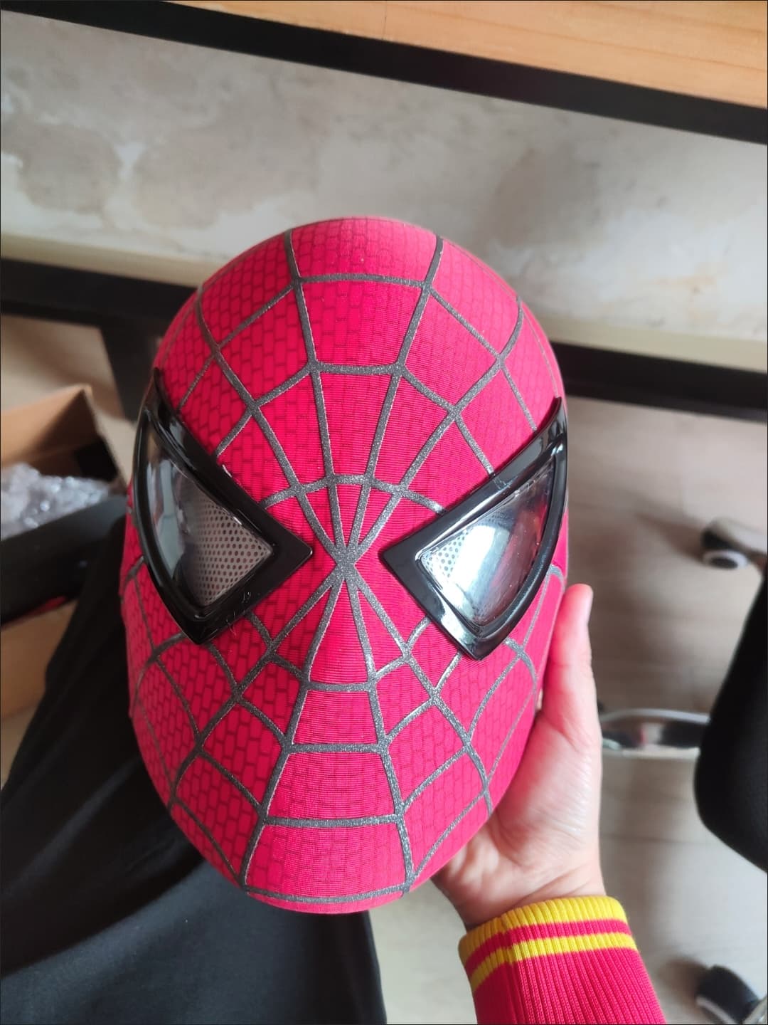 Toby Maguire Spiderman Red Mask 2
