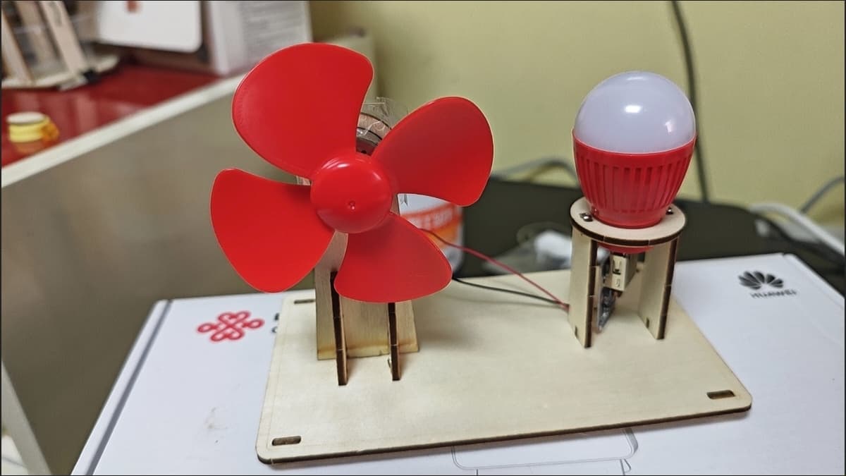 STEM DIY Wind Turbine with Light Bulb 5